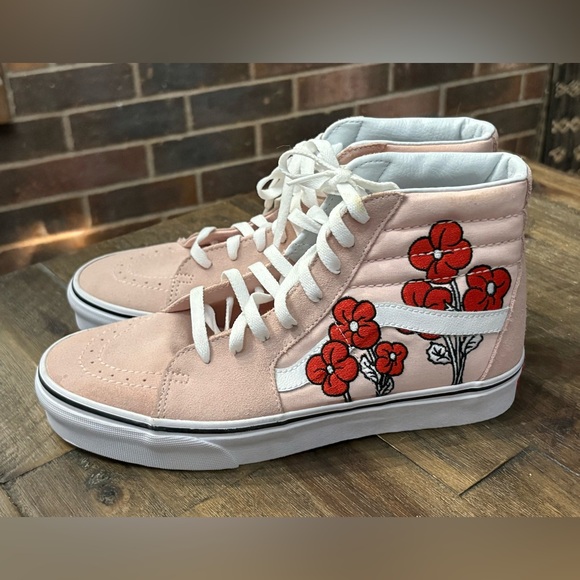 Limited Edition Disney Minnie and Mickey Mouse Sk8-Highs Vans - M 8.0 / W 9.5 - Picture 3 of 7